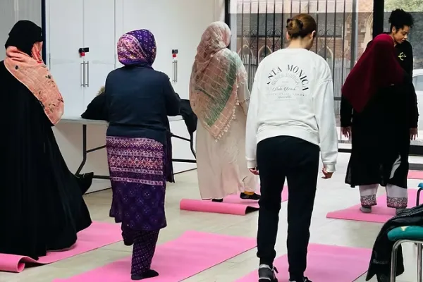 WOMEN'S MINDFULNESS YOGA
